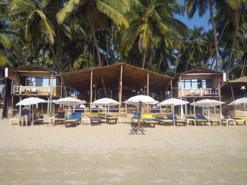 Cafe Del Mar Beach Bungalows Hotel Palolem Exterior photo