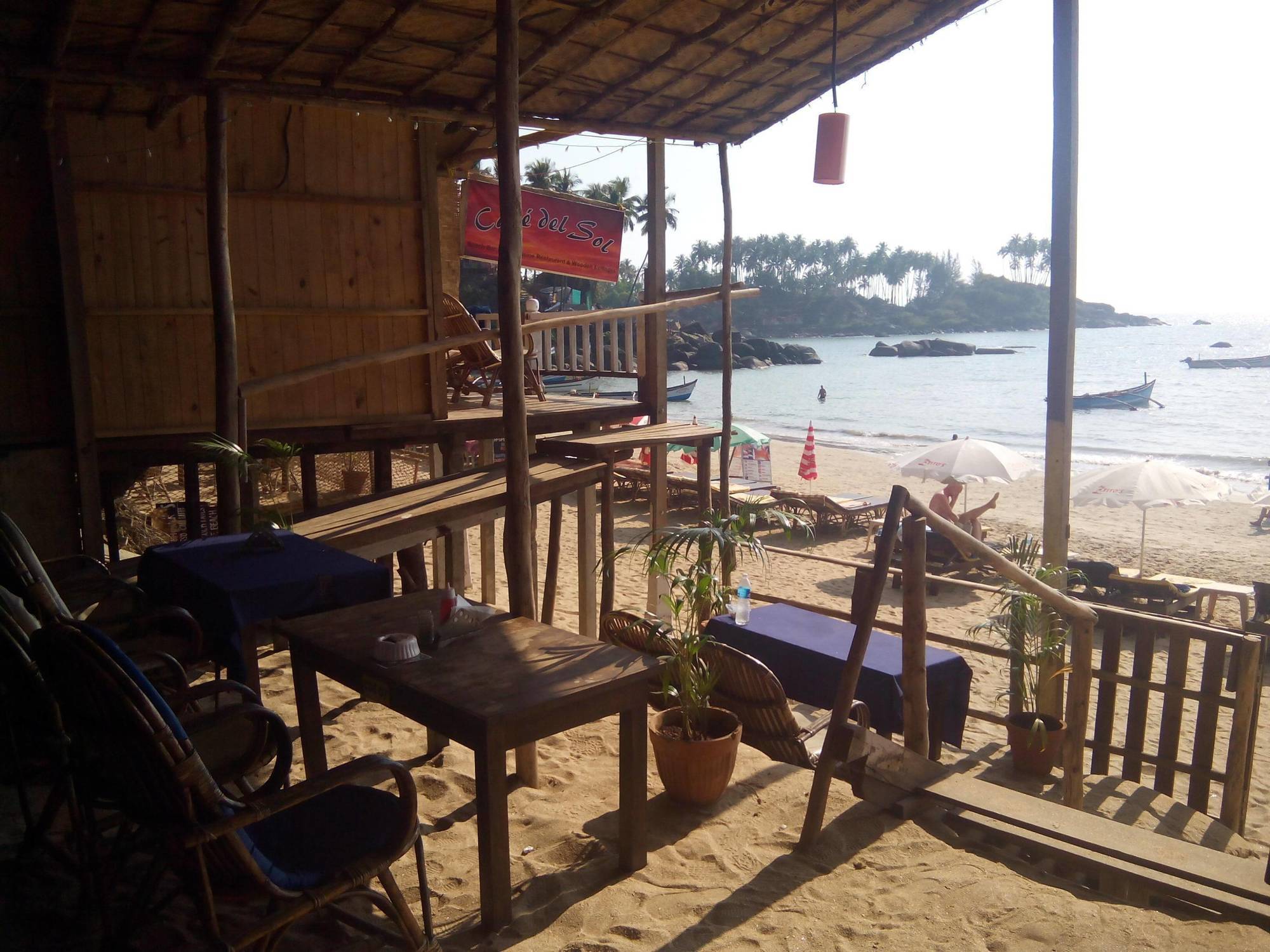 Cafe Del Mar Beach Bungalows Hotel Palolem Exterior photo